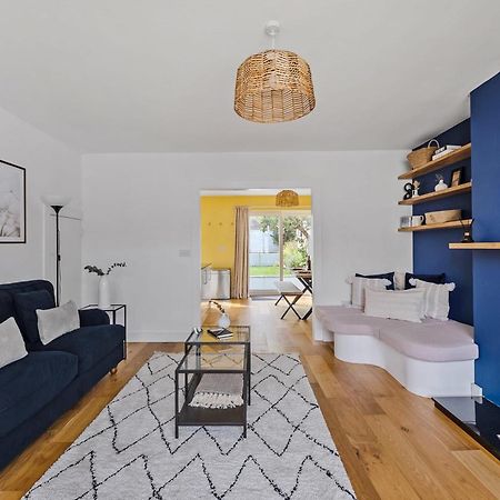 Modern Homely 3 Bed In Central Plymouth W Parking Exterior photo