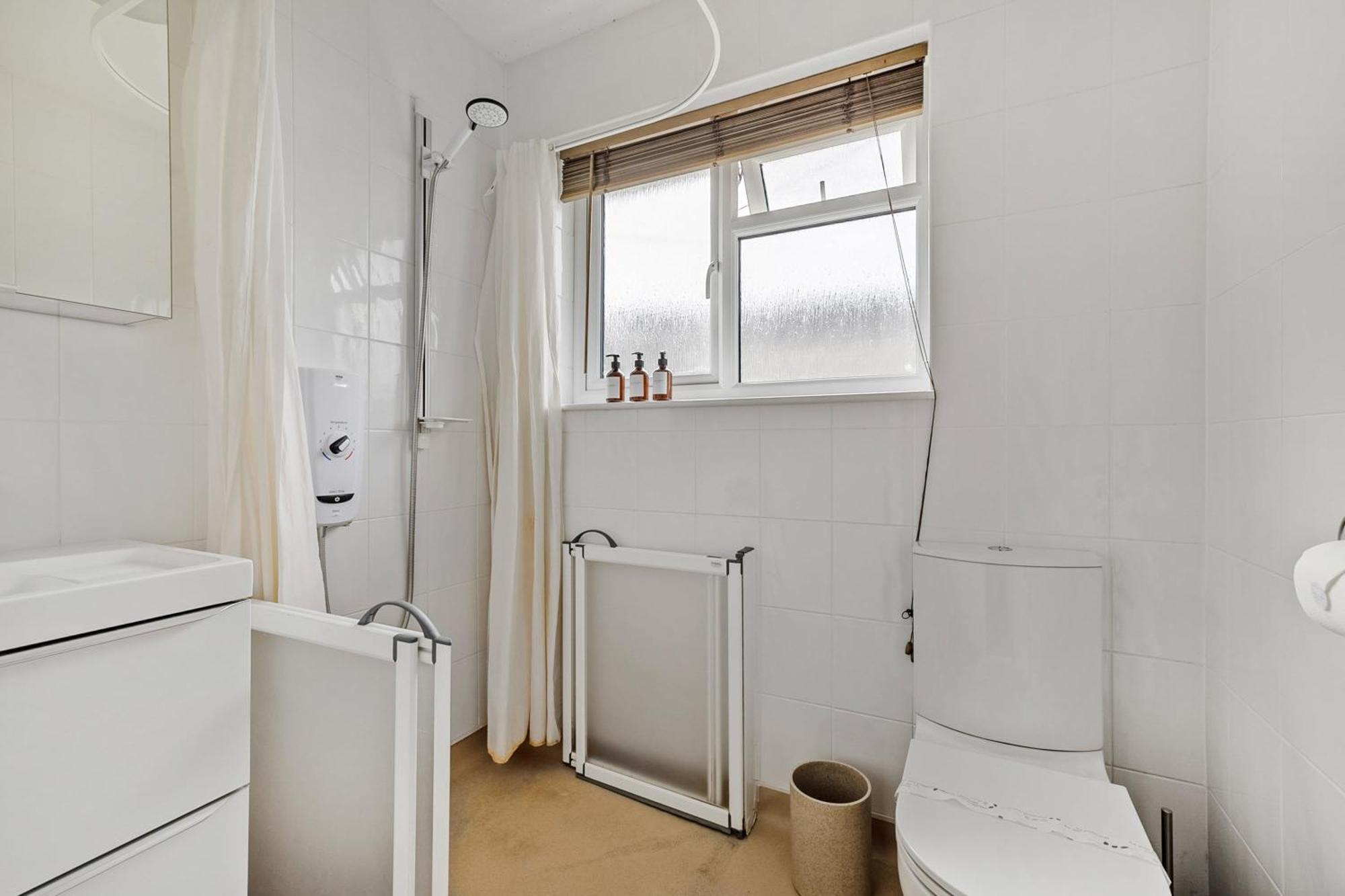 Modern Homely 3 Bed In Central Plymouth W Parking Exterior photo