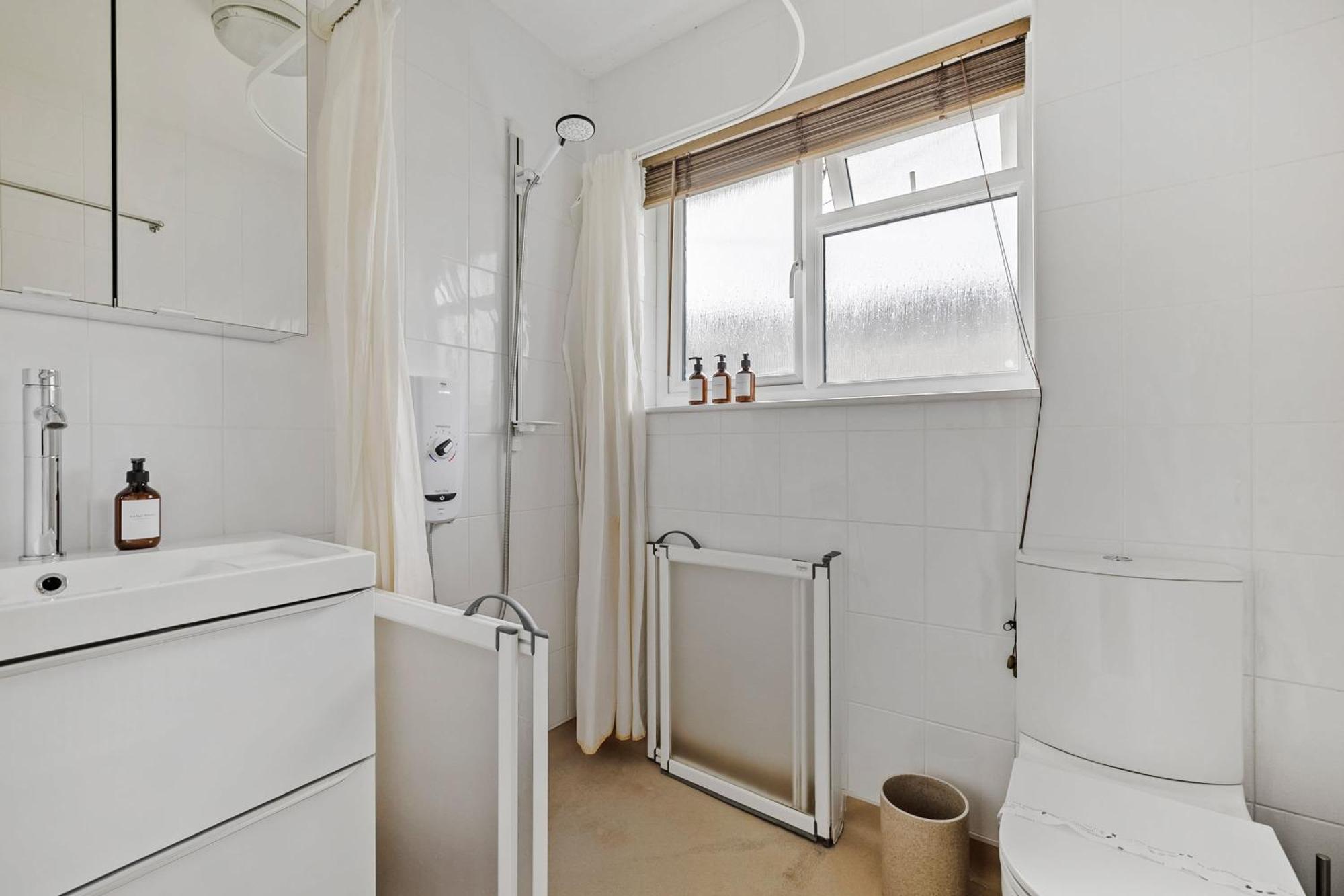 Modern Homely 3 Bed In Central Plymouth W Parking Exterior photo